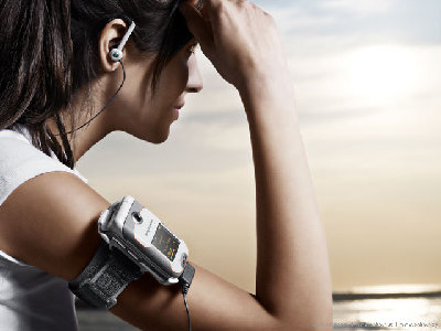 sonyericsson_w710i_11583[1].jpg